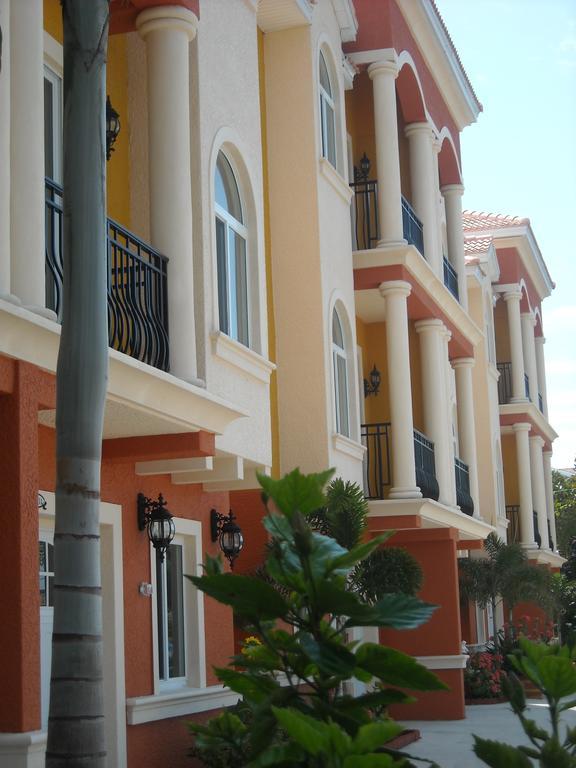 Mediterranean Three Story Beach Townhouse St. Pete Beach Exteriér fotografie