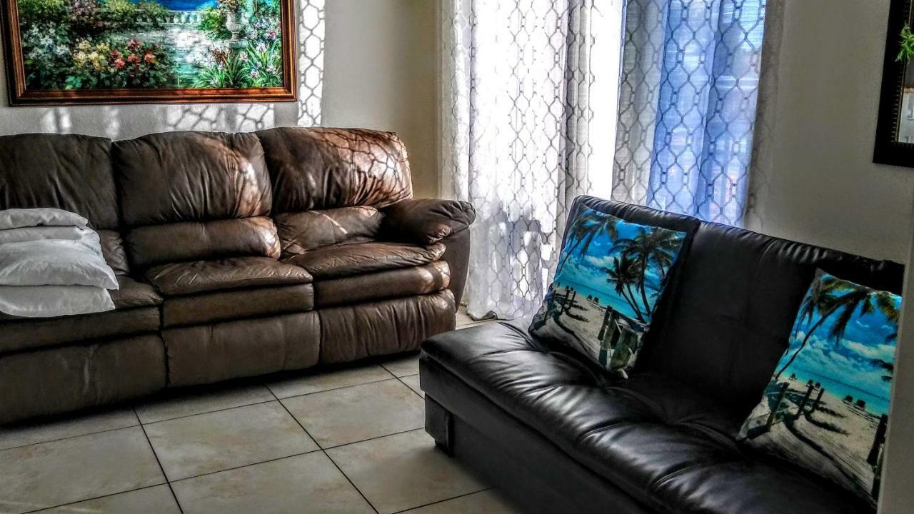 Mediterranean Three Story Beach Townhouse St. Pete Beach Exteriér fotografie