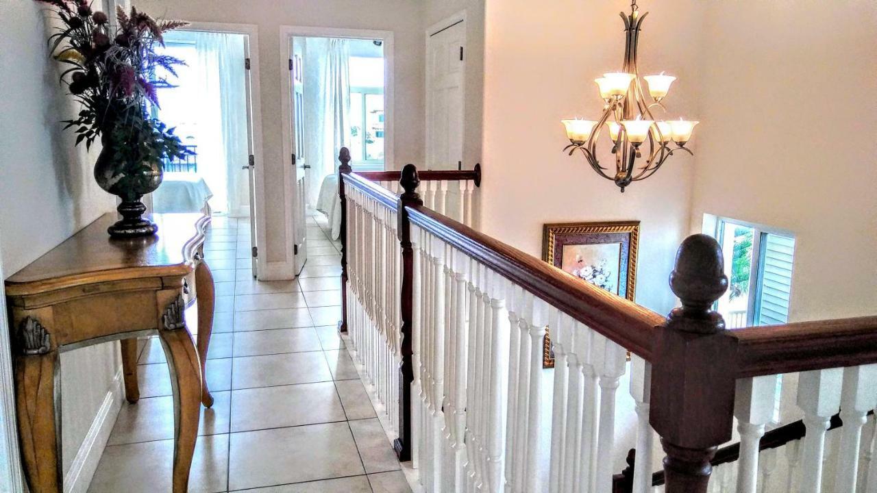 Mediterranean Three Story Beach Townhouse St. Pete Beach Exteriér fotografie