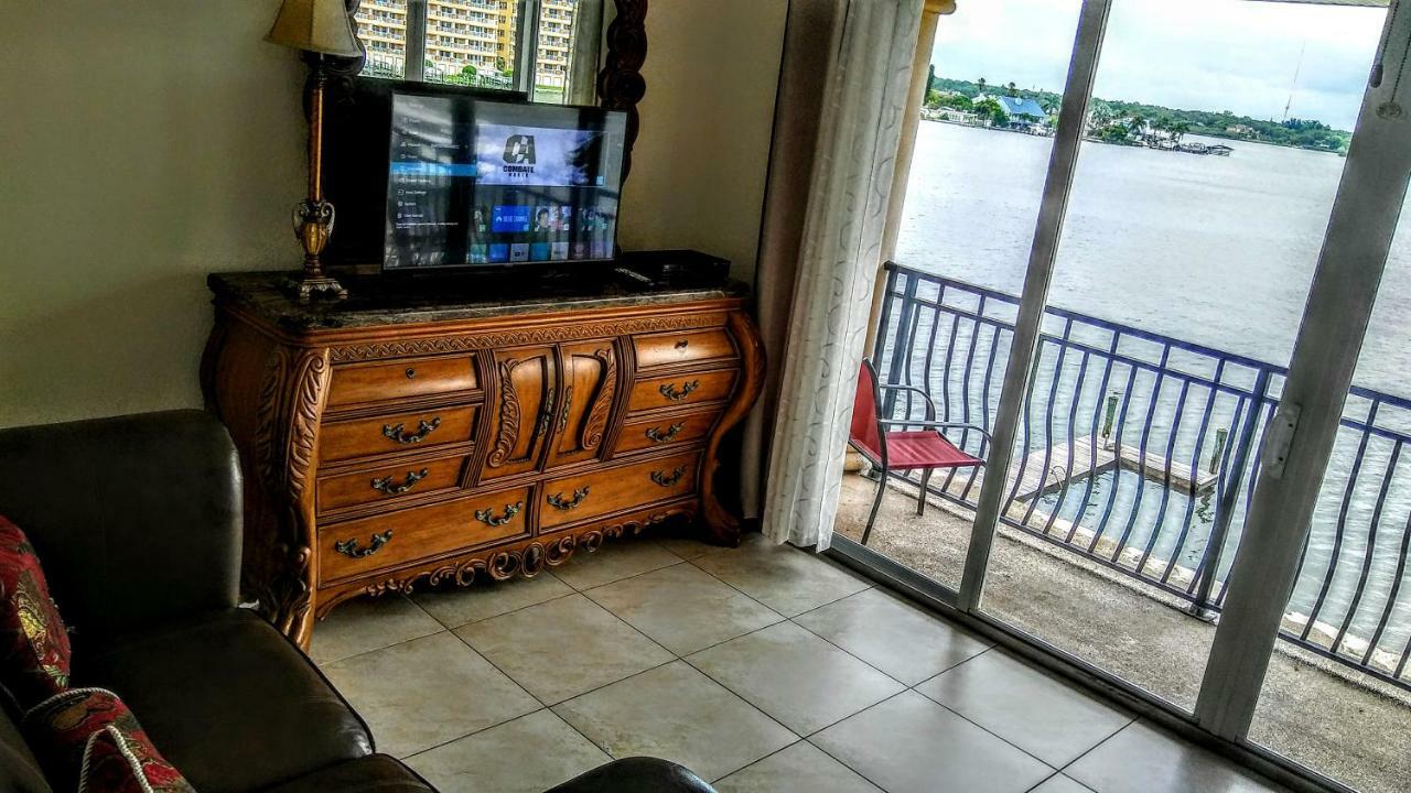 Mediterranean Three Story Beach Townhouse St. Pete Beach Exteriér fotografie