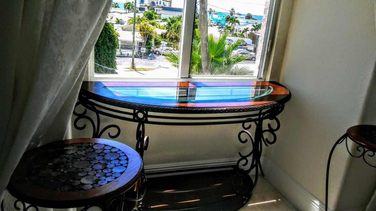 Mediterranean Three Story Beach Townhouse St. Pete Beach Exteriér fotografie